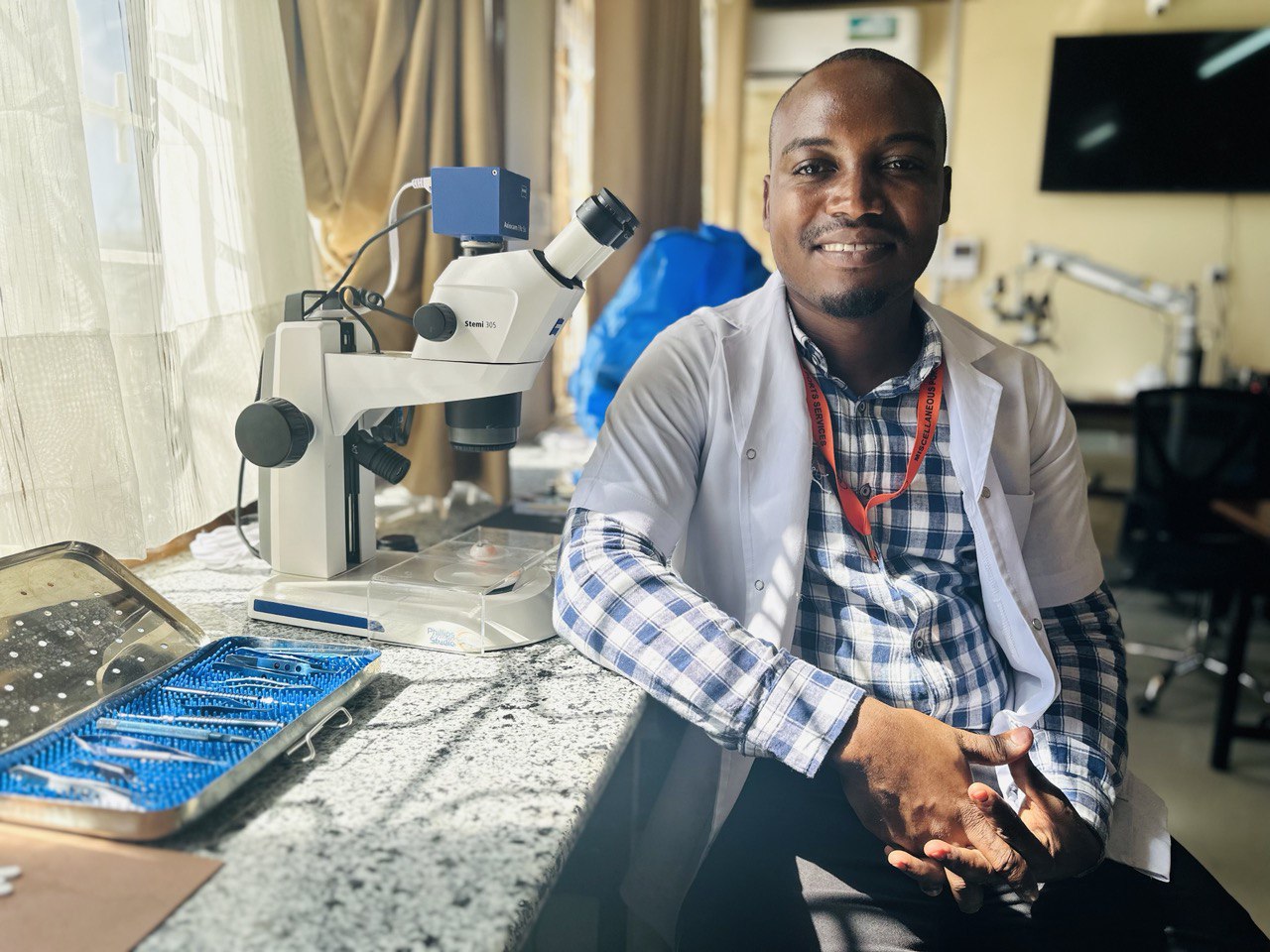 Group of people in 7 rows in India with conference badges